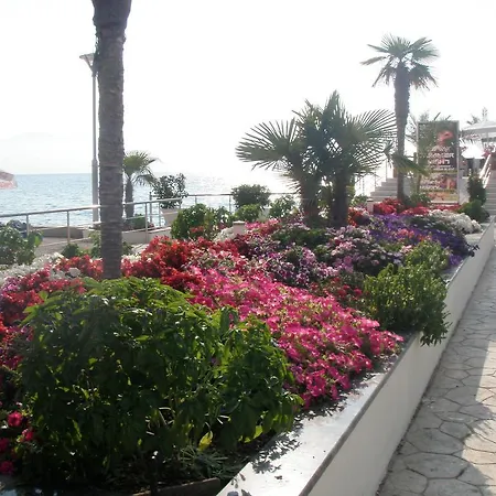 Modern Beach Vlorë